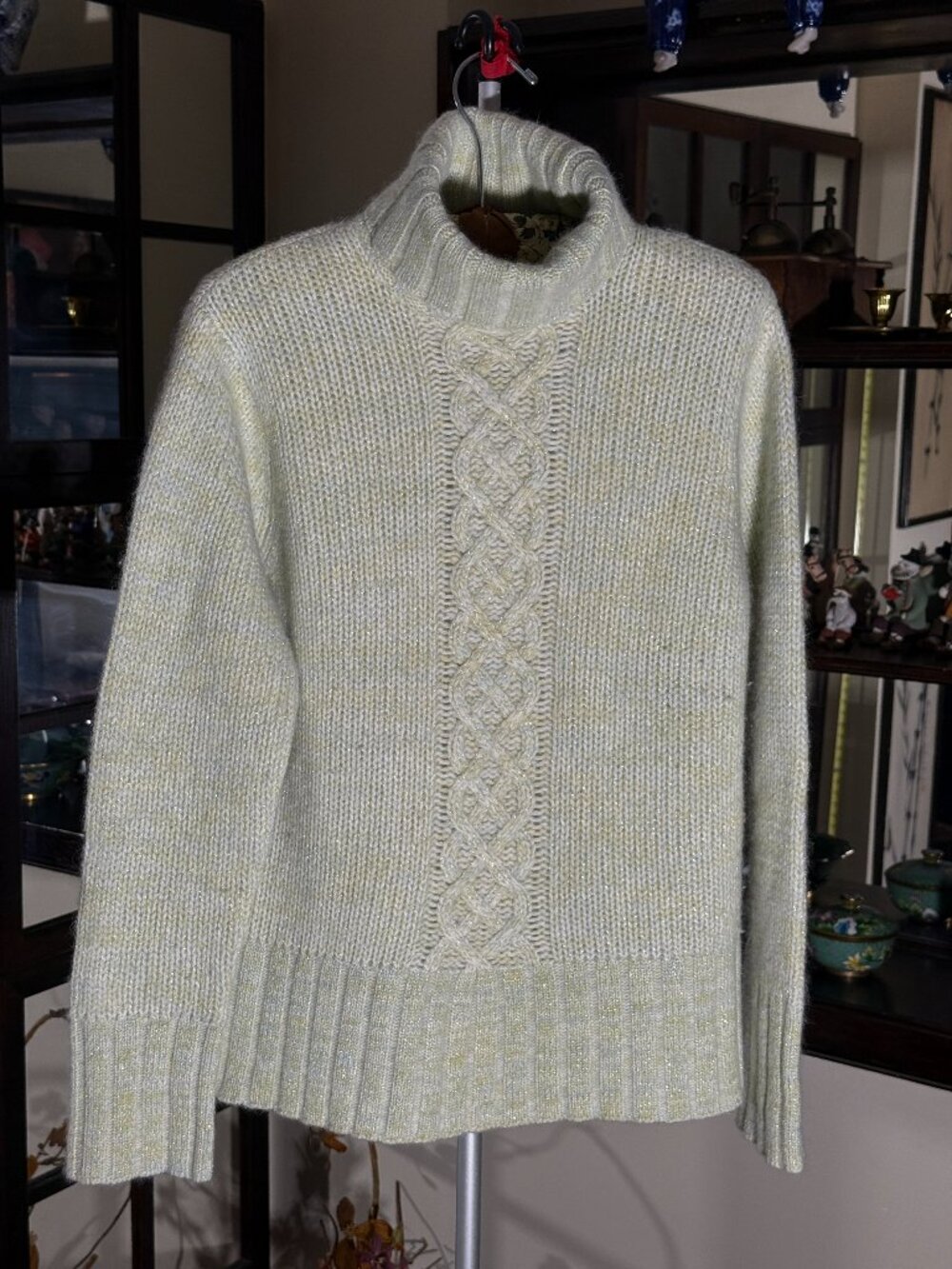 Sarah Spencer Lamb Wool /Angora Women's Sweater Cable Knit Turtle Neck Size L